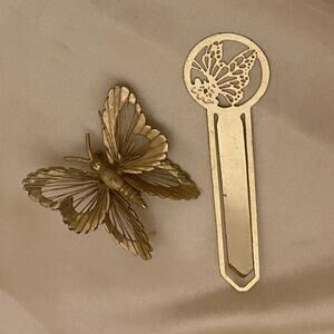 Vintage Monet butterfly brooch openwork filigree wings gold tone bookmark
